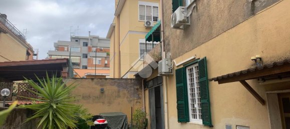 Propiedad comercial de 2 habitaciónes en Rome, Italy No. 130865 10