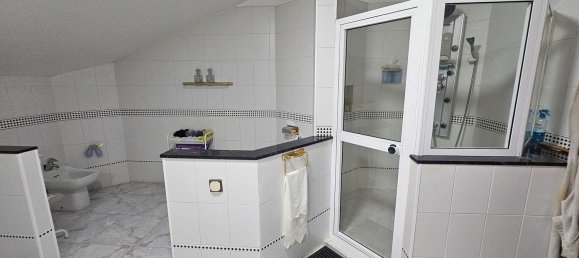 5 bedrooms Duplex in Fuengirola, Spain No. 147982 8