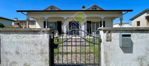 2 chambres Villa à Castel San Giovanni, Italy No. 345760 11