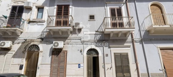 10 bedrooms House in Acate, Italy No. 333859 14