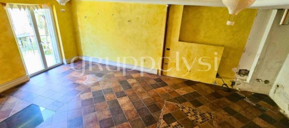 Villa T3 em Mugnano di Napoli, Italy N.º 295784 19