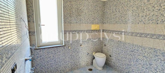 Villa T3 em Mugnano di Napoli, Italy N.º 295784 16
