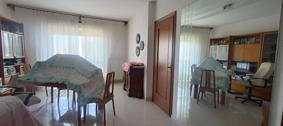 Apartamento T4 em Taranto, Italy N.º 334370 11