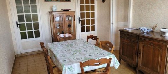 5 Schlafzimmer Haus in Corbigny, France, Nr. 353255 2
