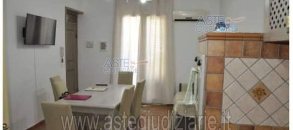 Apartamento de 4 divisões em Palermo, Italy N.º 50701 23