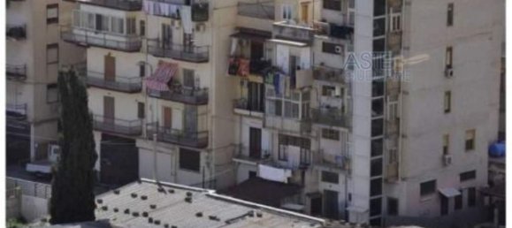 Apartamento de 4 divisões em Palermo, Italy N.º 50701 31