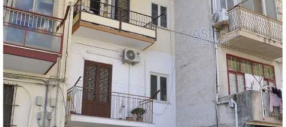 Apartamento de 4 divisões em Palermo, Italy N.º 50701 35