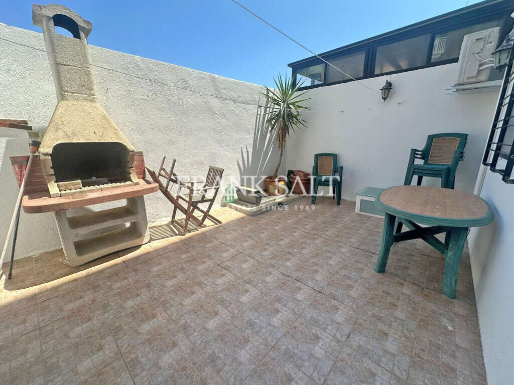 Apartamento de 2 dormitorios en Saint Paul's Bay, Malta No. 7595