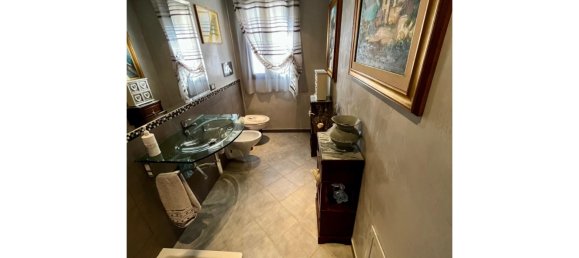 1 Schlafzimmer Wohnung in Palermo, Italy, Nr. 341140 7