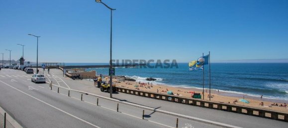 607m² Building in Porto, Portugal No. 162361 2