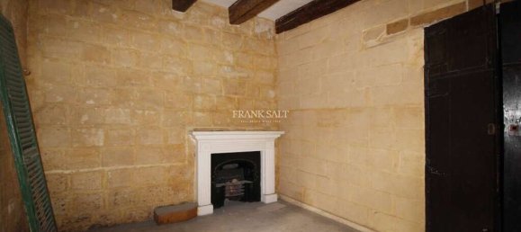 Отель, гостиница с 12 спальнями в Валлетта, Мальта № 6610 12