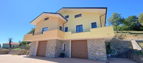 Вилла с 10 комнатами в Андора, Италия № 290460 11