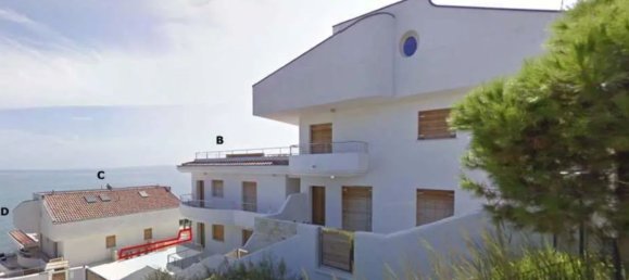 Квартира с 3 комнатами в Васто, Италия № 180707 2