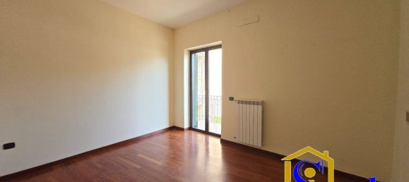 3غرفة شقة في Santa Maria Capua Vetere, Italy رقم 122330 5