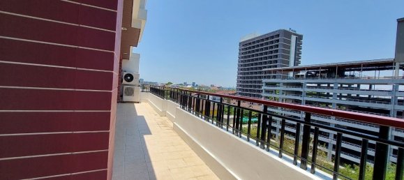 1 bedroom Condo in Pattaya, Thailand No. 5588 4