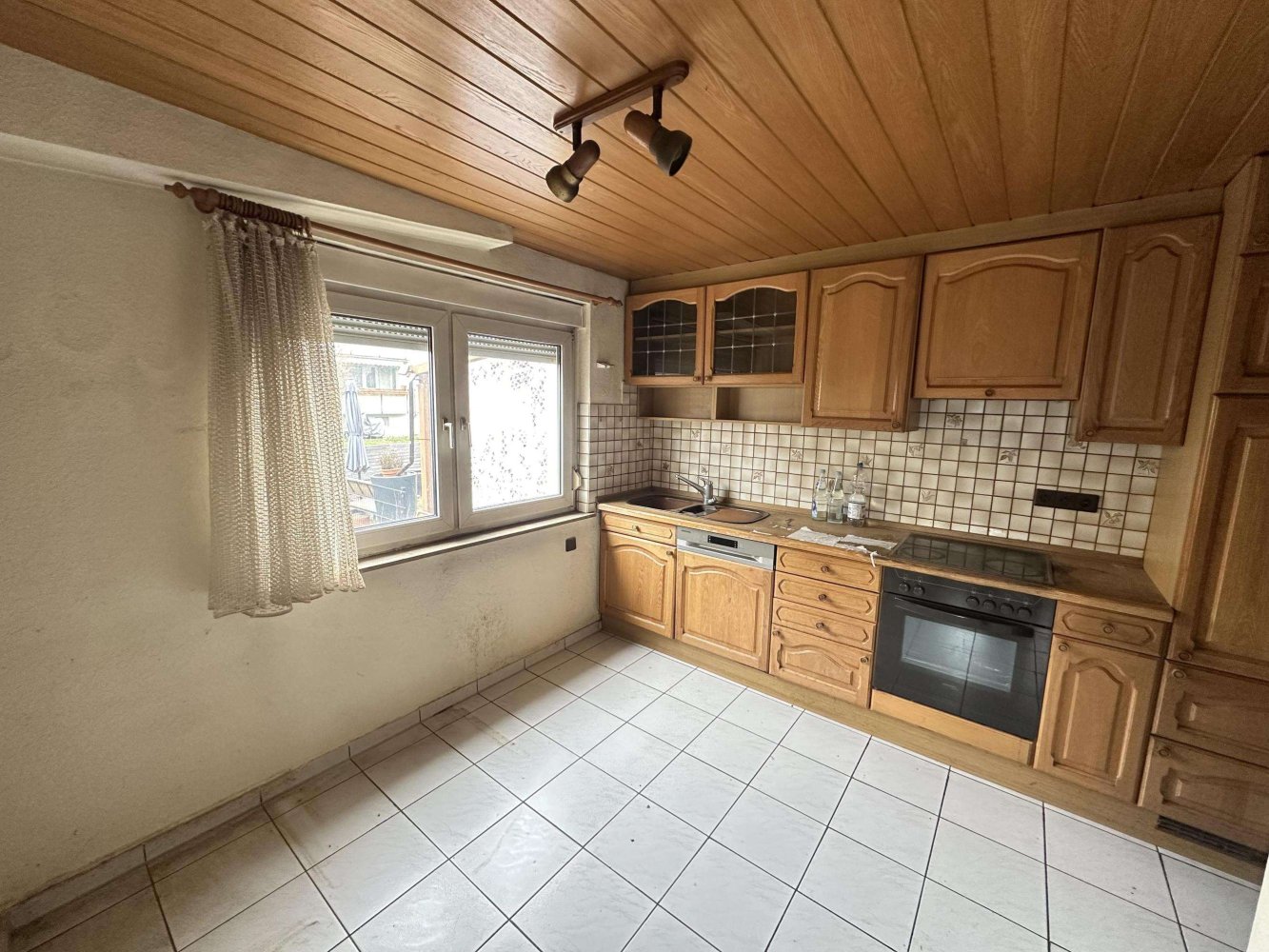 5غرفة تاون هاوس في Baden-Wurttemberg, Germany رقم 27958