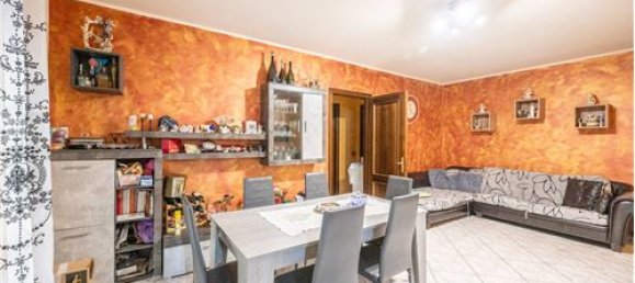 2 bedrooms Apartment in Boretto, Italy No. 289471 7