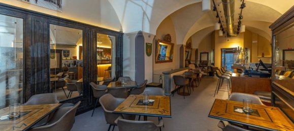 عقار تجاري في Florence, Italy 125متر مربع رقم 38876 6