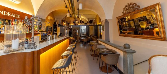 عقار تجاري في Florence, Italy 125متر مربع رقم 38876 4