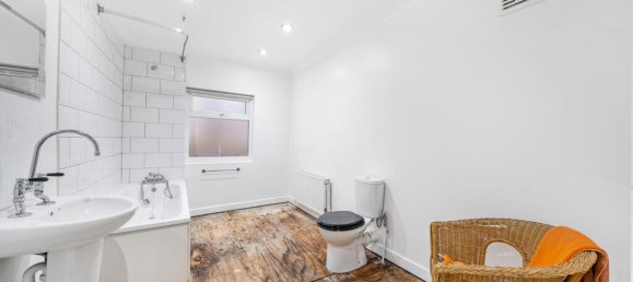 1 bedroom Apartment in London, United Kingdom No. 7779 10