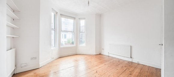 1 bedroom Apartment in London, United Kingdom No. 7779 20