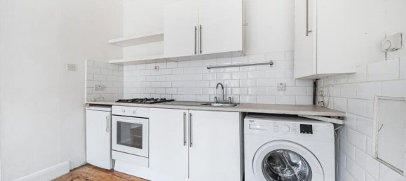 1 bedroom Apartment in London, United Kingdom No. 7779 9