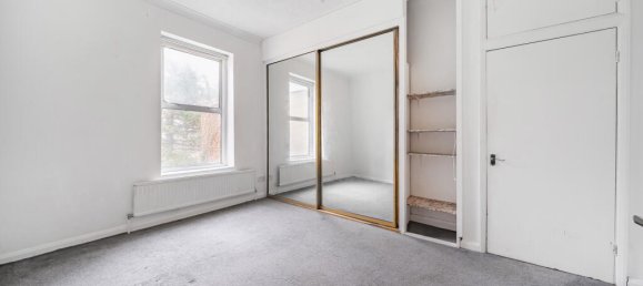 1 bedroom Apartment in London, United Kingdom No. 7779 5