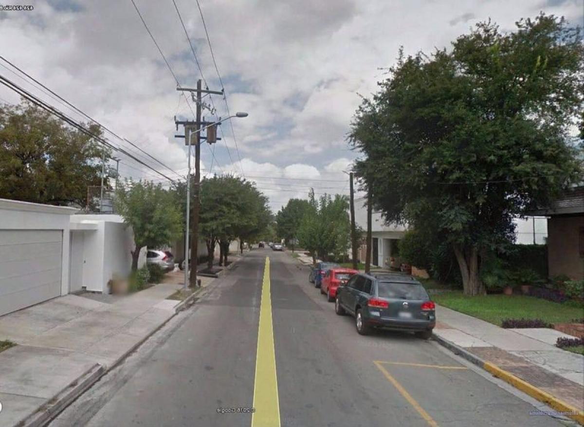 3 bedrooms House in Nuevo Leon, Mexico No. 164012