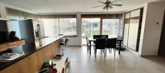 3 chambres Maison à Maintenon, France No. 234557 5