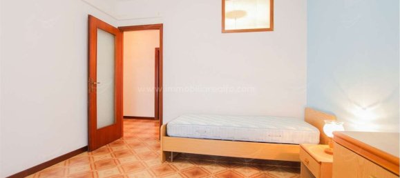 Apartamento de 3 divisões em Novara, Italy N.º 120104 18
