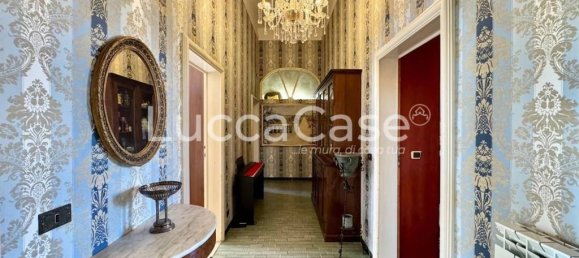 6 bedrooms Villa in Lucca, Italy No. 81755 14
