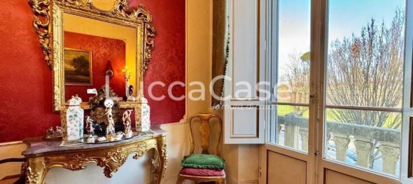 6 bedrooms Villa in Lucca, Italy No. 81755 19