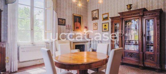6 bedrooms Villa in Lucca, Italy No. 81755 10