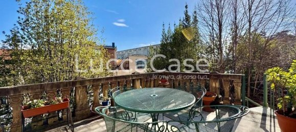 6 bedrooms Villa in Lucca, Italy No. 81755 12