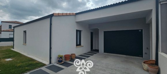 3 bedrooms House in Loire-Atlantique, France No. 290381 2