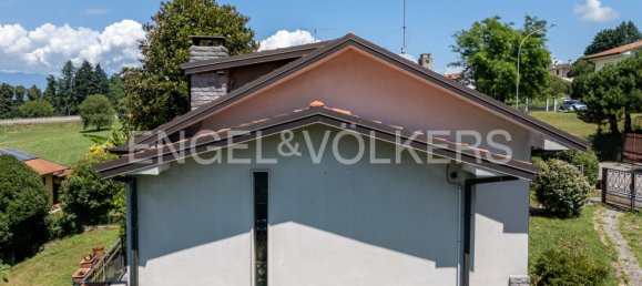 3 Schlafzimmer Villa in Ispra, Italy, Nr. 301799 7