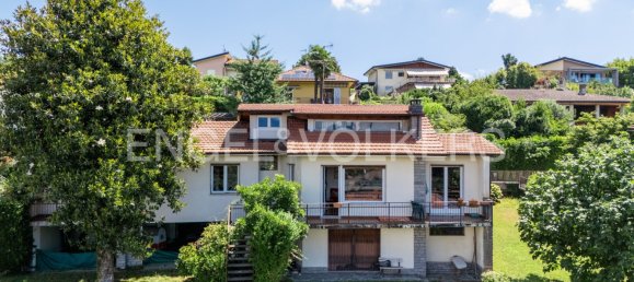 3 Schlafzimmer Villa in Ispra, Italy, Nr. 301799 10