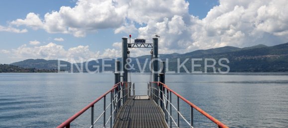 3 Schlafzimmer Villa in Ispra, Italy, Nr. 301799 13