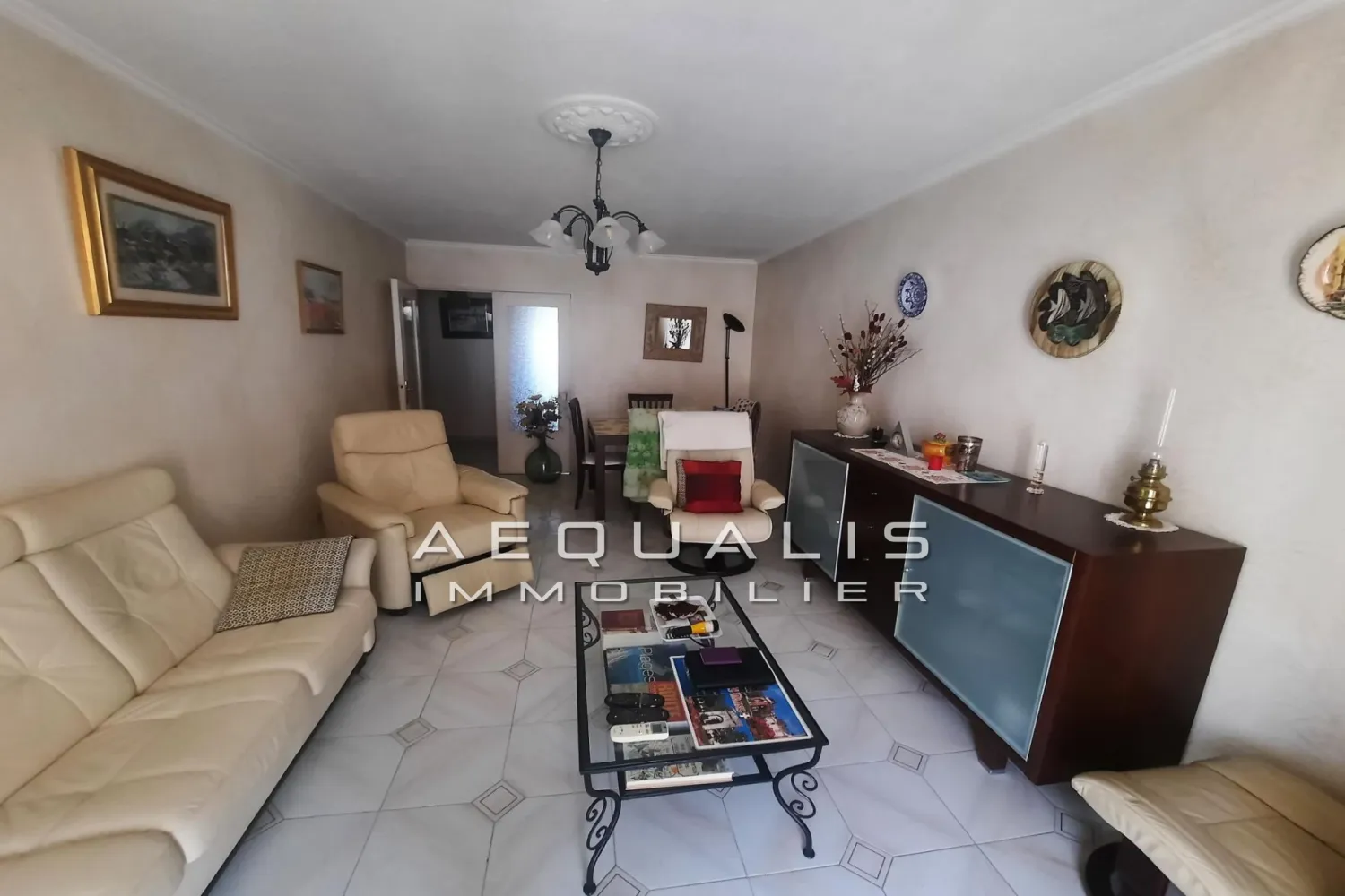 2 bedrooms Apartment in Saint-Laurent-du-Var, France No. 277068