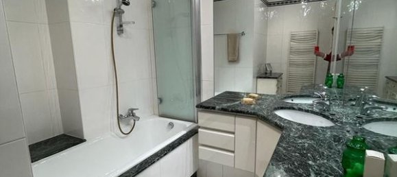 3 bedrooms Apartment in Yvelines, France No. 171547 4