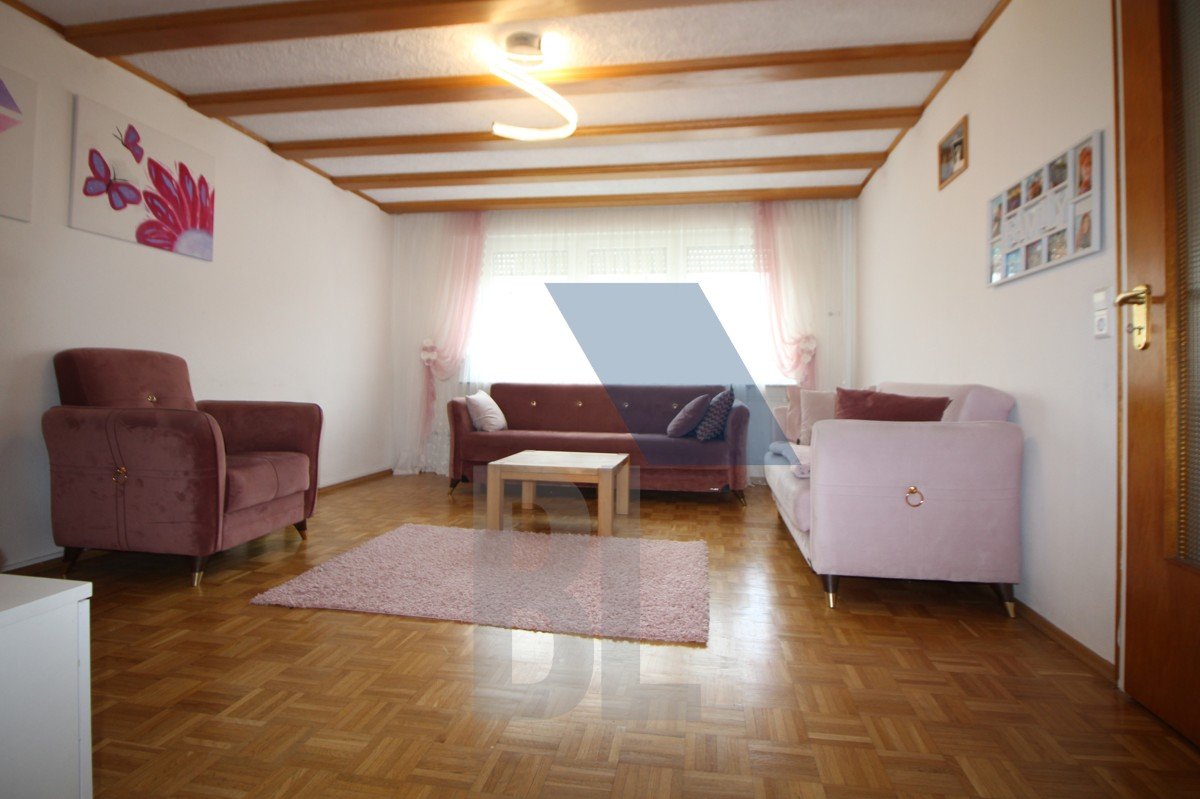 8 rooms Townhouse in Pforzheim, Germany No. 20101