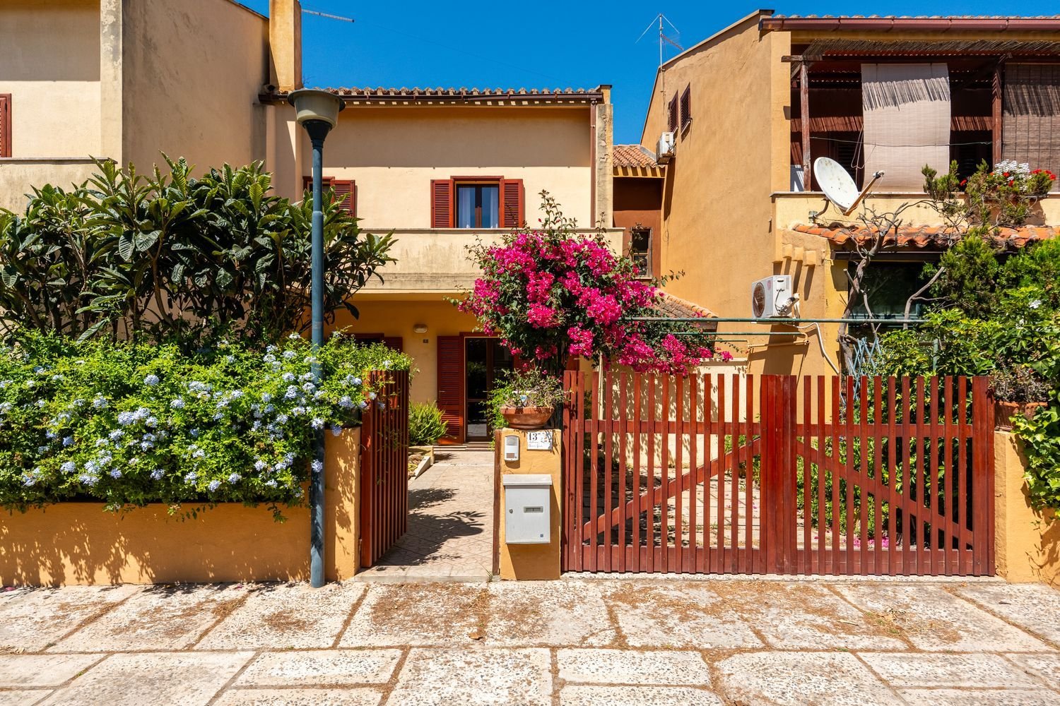 Дом с 4 комнатами в Капотерра, Италия № 278821