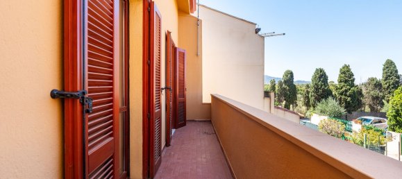 Дом с 4 комнатами в Капотерра, Италия № 278821 10