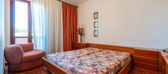 Дом с 4 комнатами в Капотерра, Италия № 278821 9