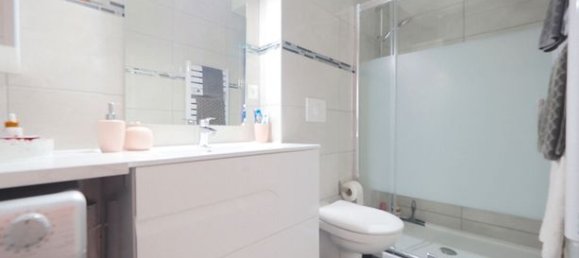 4 bedrooms House in Romainville, France No. 354764 14