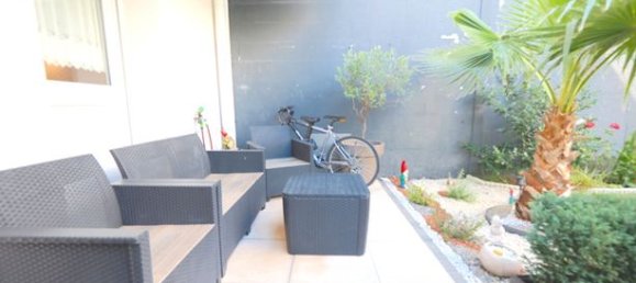 4 bedrooms House in Romainville, France No. 354764 11