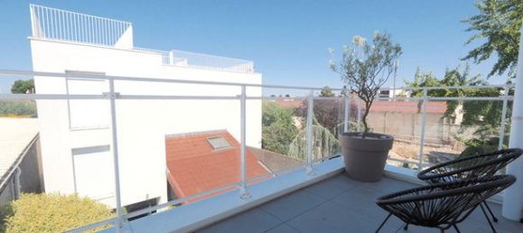 4 bedrooms House in Romainville, France No. 354764 17