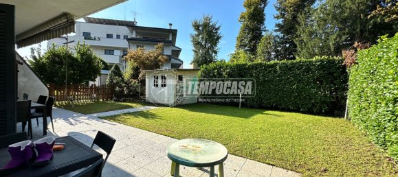 3 bedrooms Apartment in Usmate Velate, Italy No. 365772 3