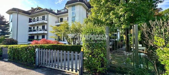 Apartamento T3 em Usmate Velate, Italy N.º 365772 7