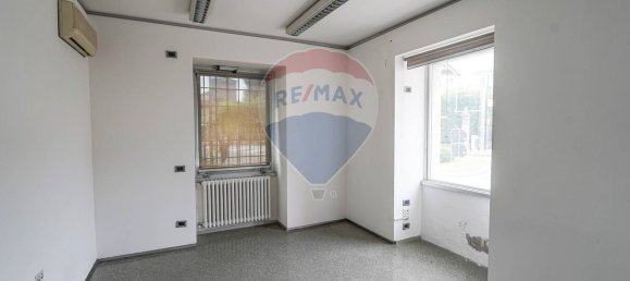 Коммерческая недвижимость 180м² в Мапелло, Италия № 338635 14